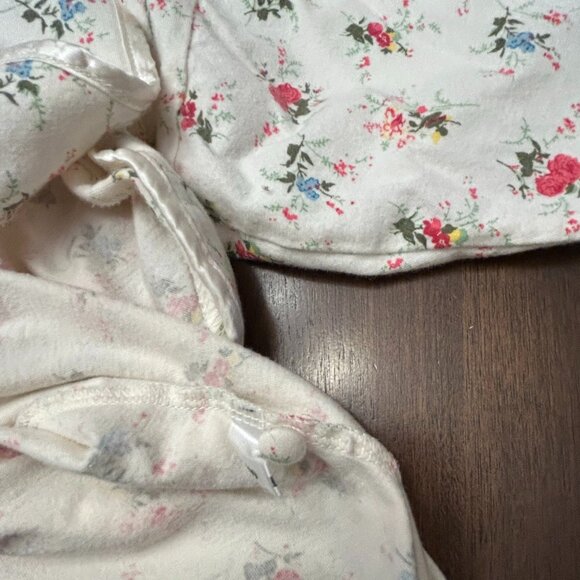 Victoria's Secret Women Pajama Button Up Top Long Sleeve Red Roses Size Medium - Picture 13 of 14